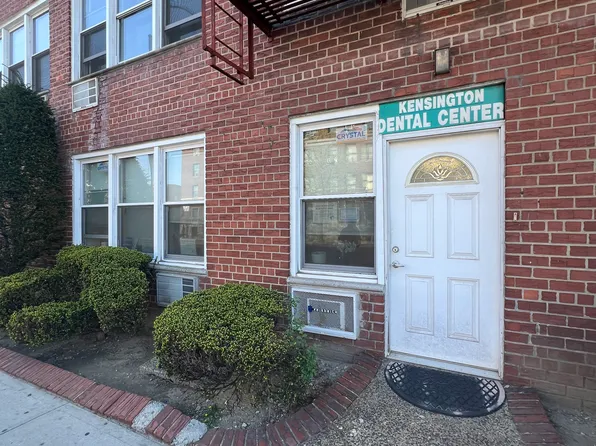 207 Ocean Parkway image 1 of 11