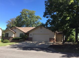 47 S Hills Loop, Holiday Island, AR 72631