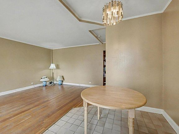 4th image of 1620 Avenue I APT 505