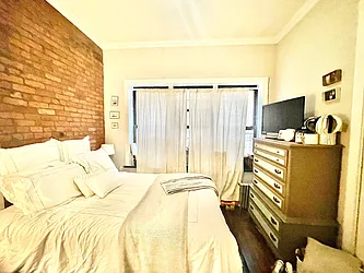 Rented by Century 21 Premier 