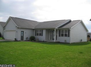 1050 Goshen Ave SE, New Philadelphia, OH