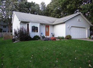710 Diving Hawk Trl, Madison, WI 53713