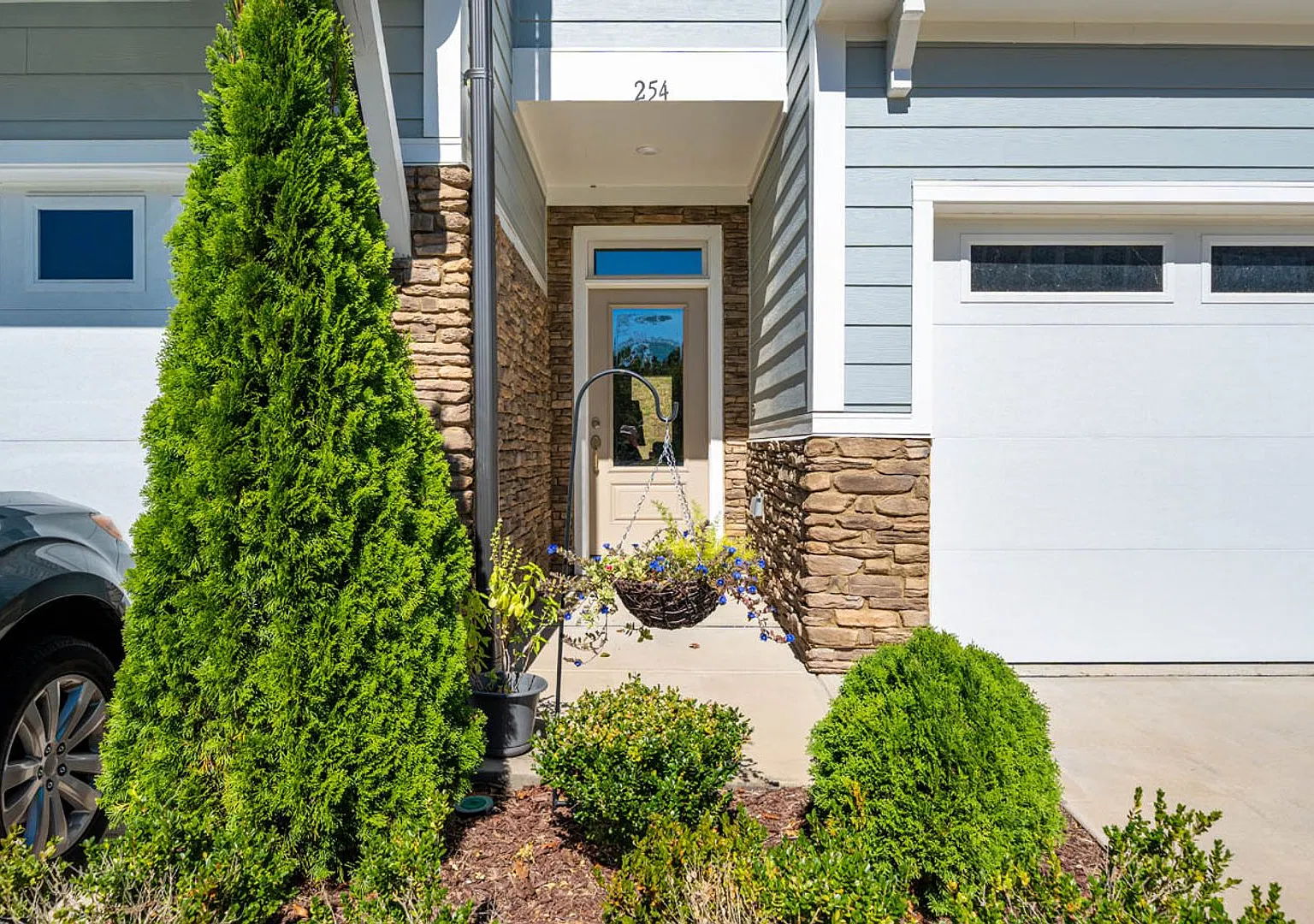 Modern Townhome in Highly Sought-After Briar Chapel! — Photo 1