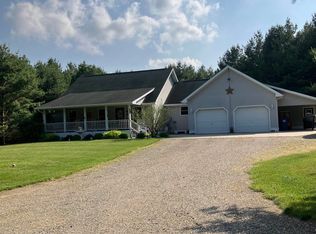 11279 W Saint Charles Rd, Sumner, MI 48889