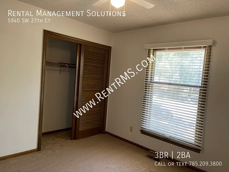 5940 SW 27th Ct — Photo 18