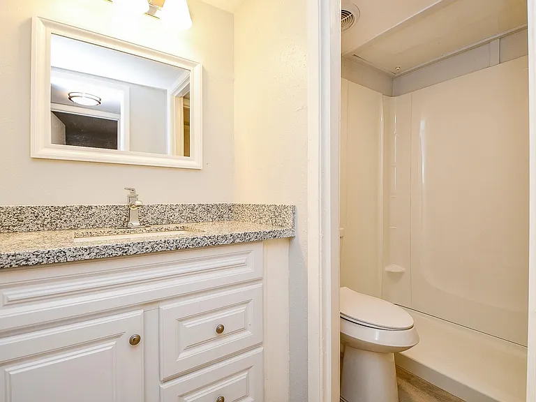 2822 Briarhurst Dr #43 — Photo 10
