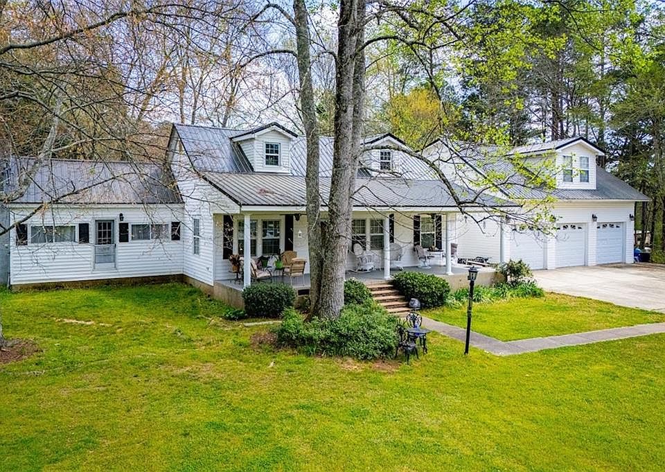 1st image of 1011 Rainey Rd