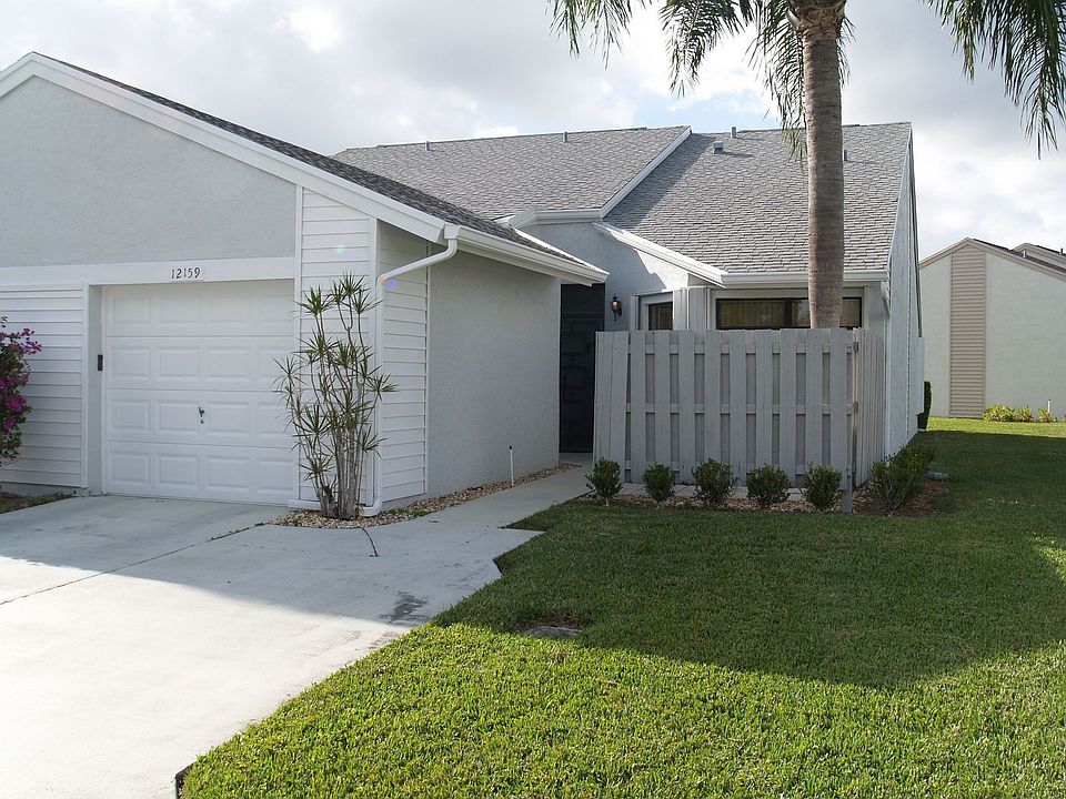 1st image of 12159 Forest Greens Dr