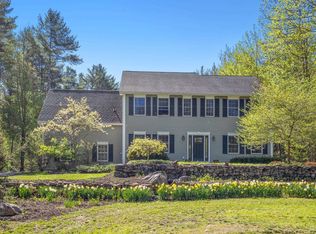 17 Federal Corner Rd, Tuftonboro, NH 03816