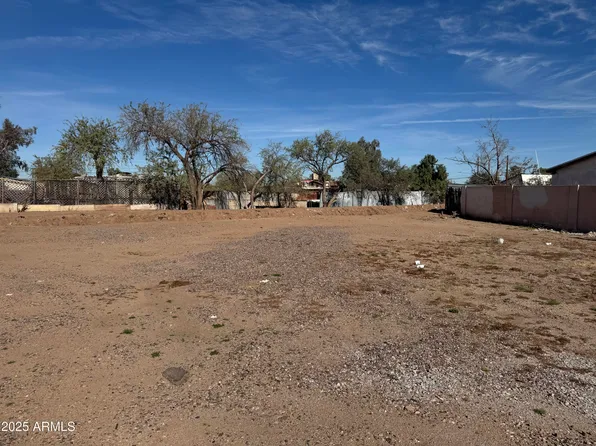 820 E CHIPMAN Road #1, Phoenix, AZ 85040