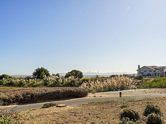 2nd image of 64 Sea Isle Dr