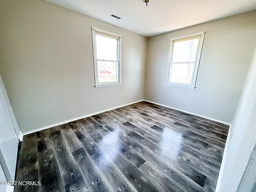 538 Williams St Photo 1