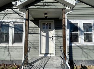 511 E Division St, Bolivar, MO 65613