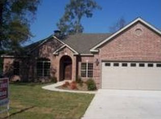 118 Summit Dr, Maumelle, AR 72113