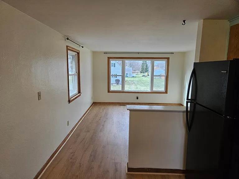 727 Dayton Ave — Photo 10