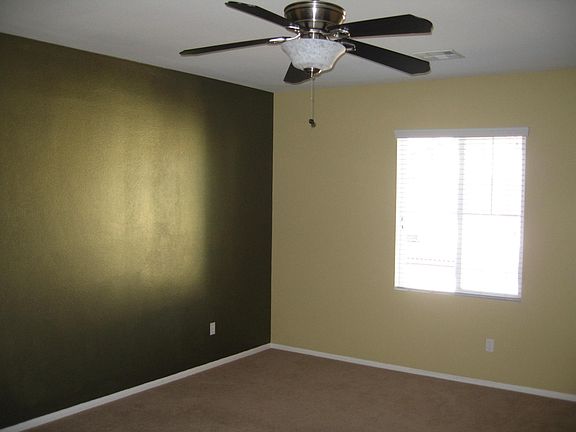 5th image of 26287 Iris Ave Unit D