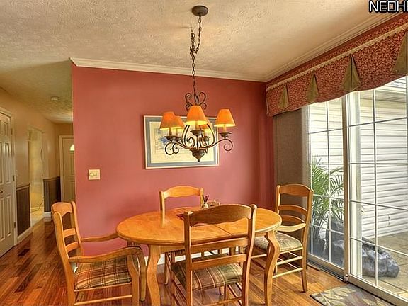 4th image of 33076 Heartwood Ave