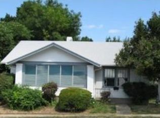412 W Truman Rd, Independence, MO 64050