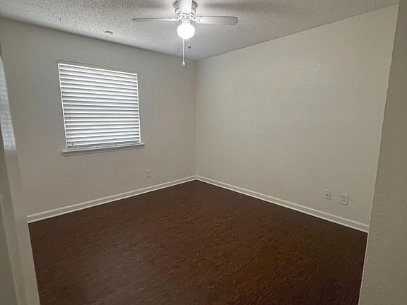 3rd image of 6301 N Stardust Dr