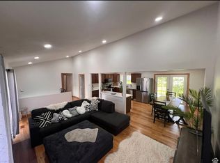 8793 S 1595 E, Sandy, UT 84093