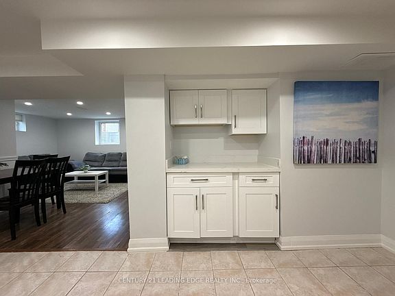 5th image of 753 Glenforest St