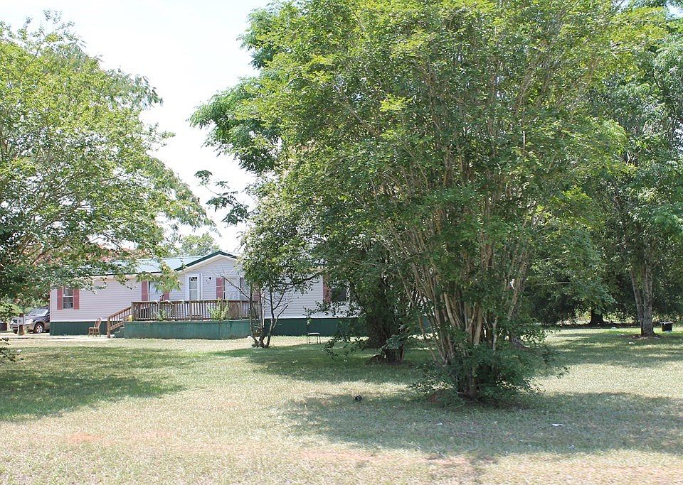 2nd image of 100 Stoneridge Dr