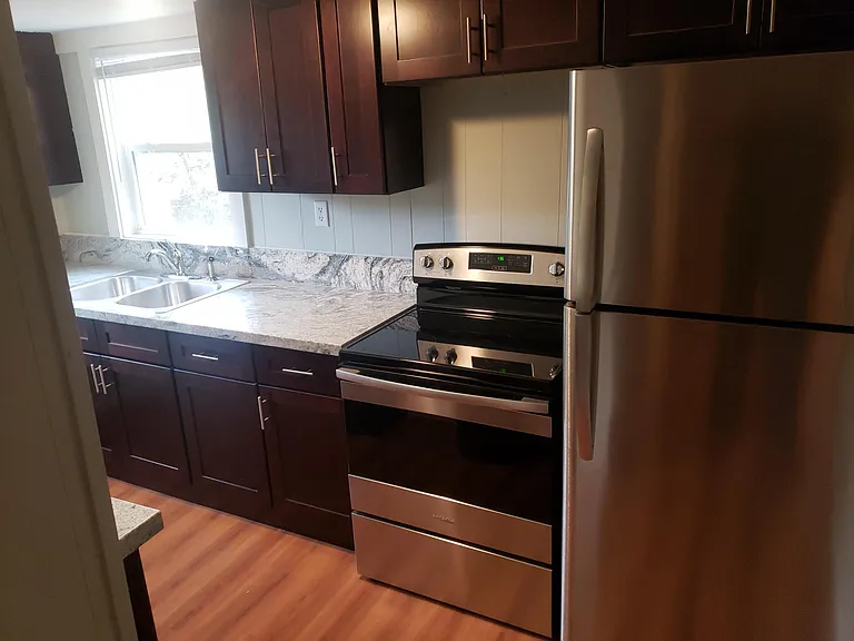 3217 Pinewood Ave #1 — Photo 8