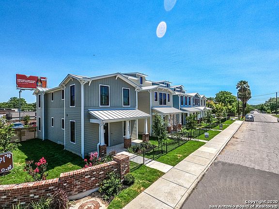 2nd image of 305 E Courtland Pl