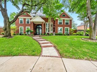 2113 Belclaire Dr, Carrollton, TX 75006