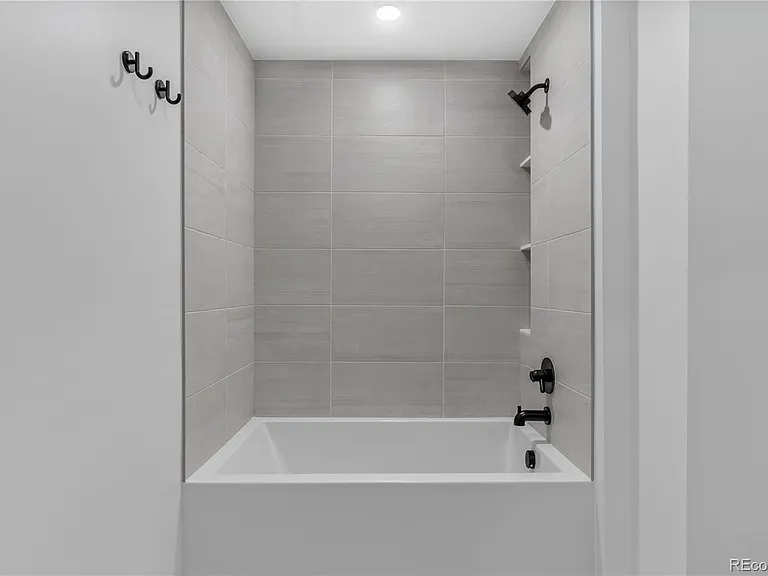 1601 Park Ave #307 — Photo 29