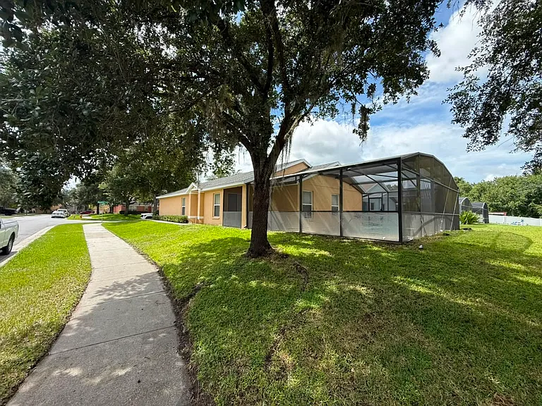 108 Sundown Ct — Photo 38