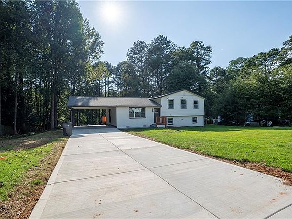 2nd image of 2879 Winchester Ct