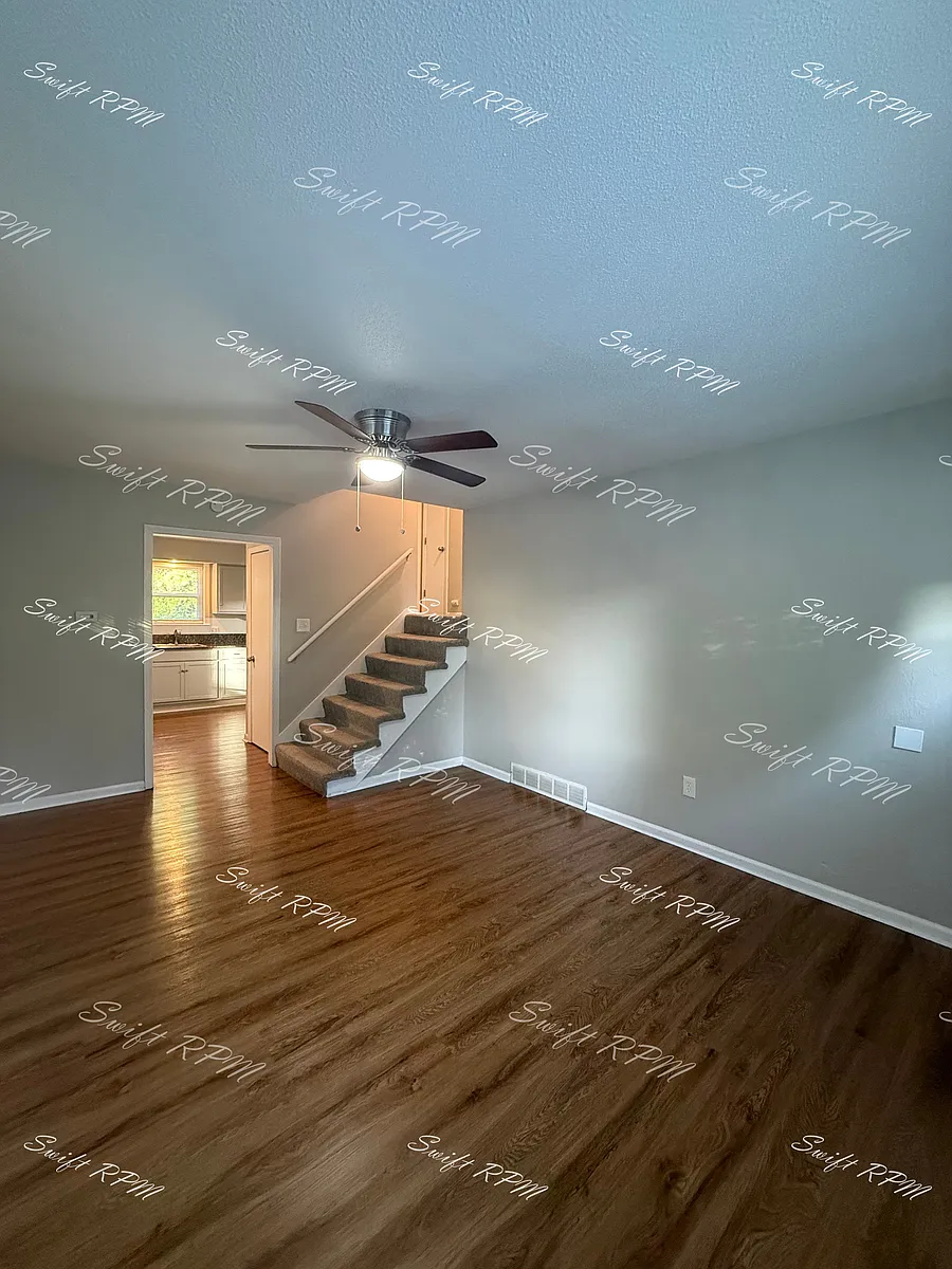 Building Photo - 819 E Sheridan St #1