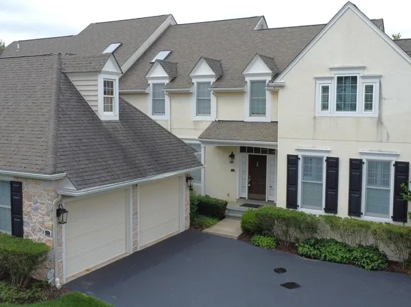 323 Applebrook Dr, Malvern, PA 19355