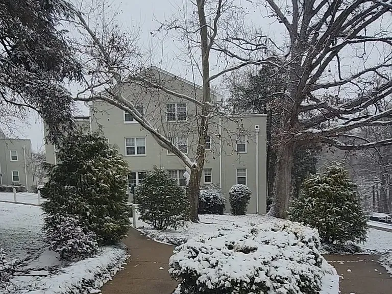 822 S Arlington Mill Dr #202 — Photo 9