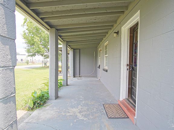 4th image of 8320 Beal St
