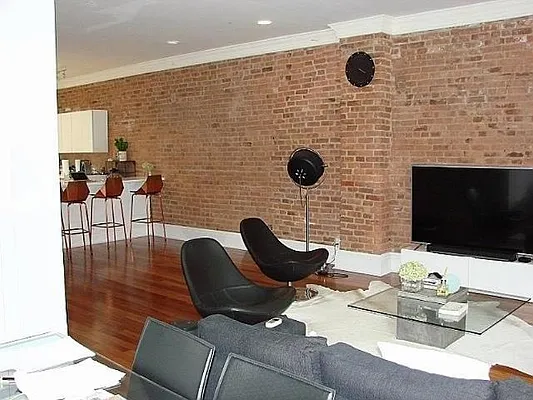 Rented by ABCO Commercial Properties, LLC | media 23