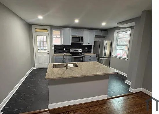 1414 Edison Hwy — Photo 10