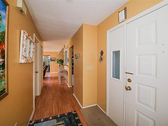 4th image of 1730 Lakeside Dr