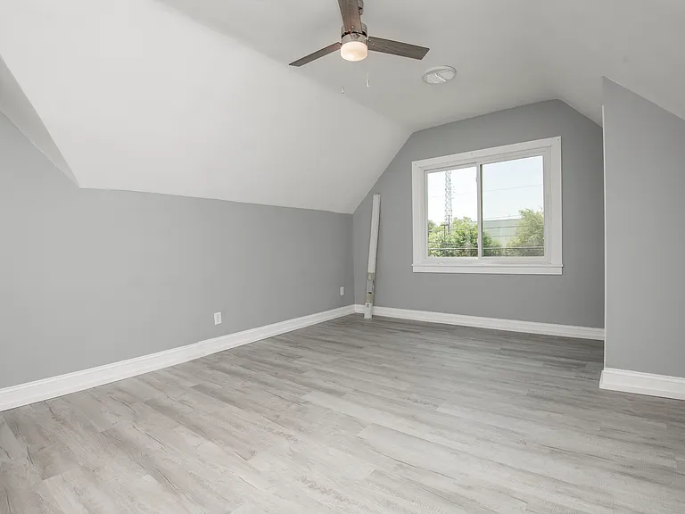 117 E Glenwood Ave #2 — Photo 18