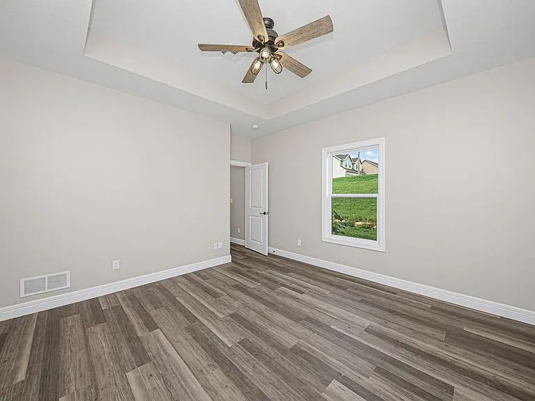 1704 Kenneth Dr — Photo 21