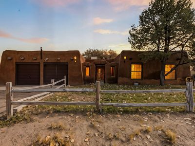 2621 Pajarito Mdws SW, Albuquerque, NM, 87105