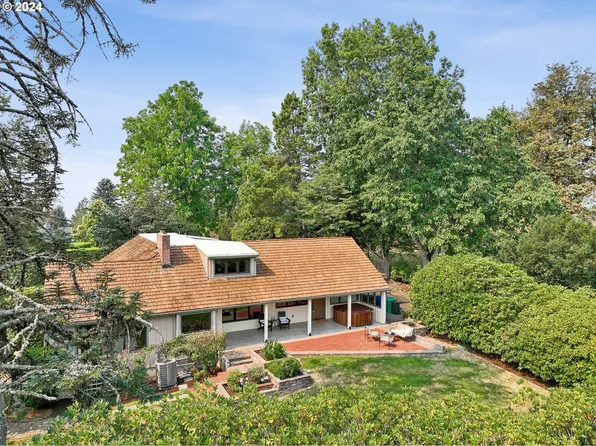 1820 NW Ramsey Dr, Portland, OR 97229