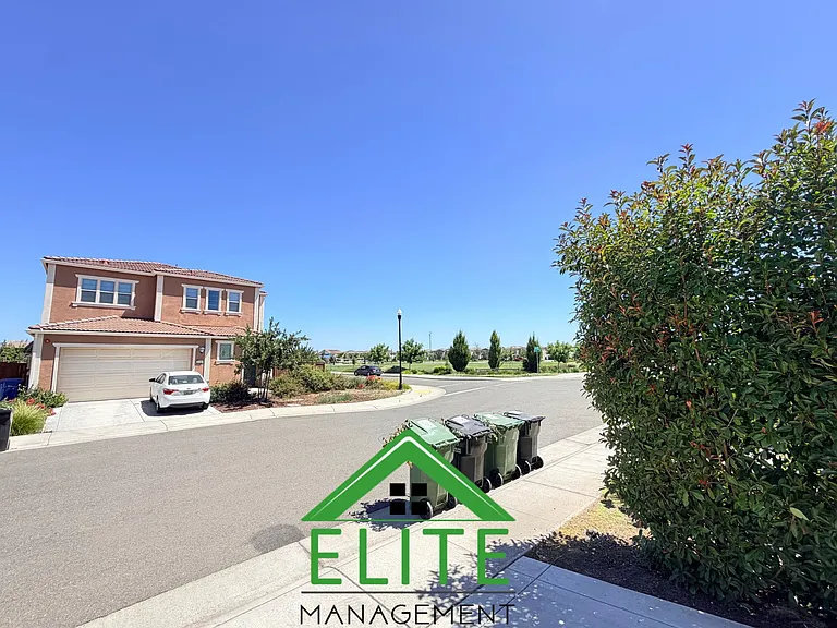 8778 Encore Way — Photo 24