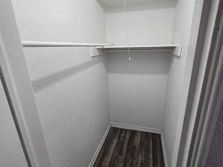 Walk-in closet