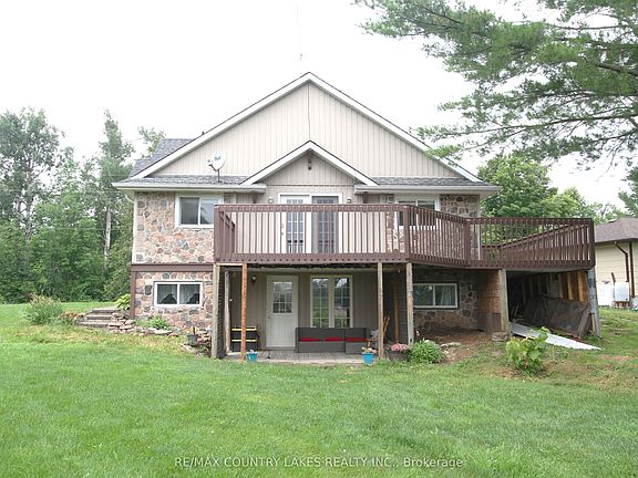 2nd image of 16 Hummingbird Ln