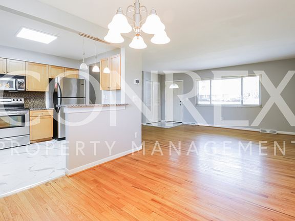 4th image of 860 Rosetree Ln