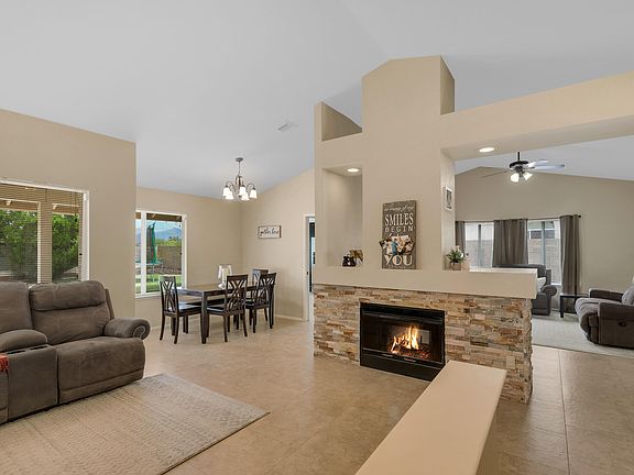 3rd image of 7909 S Glasgow St