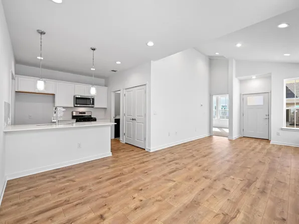 458 Orleanian Dr #A, Buda, TX 78610