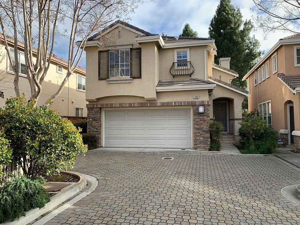 1st image of 1902 Wayne Cir